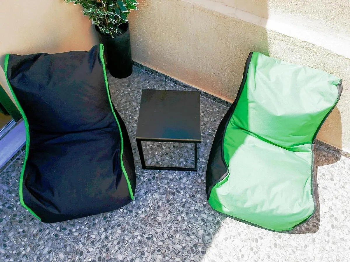 Ink Hotels Phos Rétino 2*,